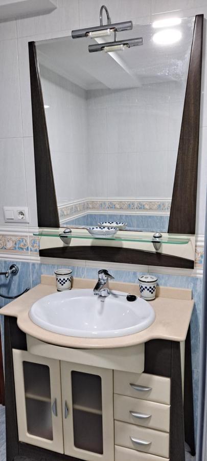 Centrico Apartamento, Playa Cercana, Plaza Garaje Кангас Экстерьер фото